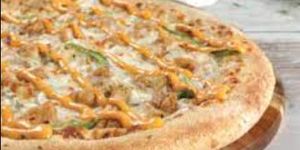 بيتزا كرسبي حار  كبير